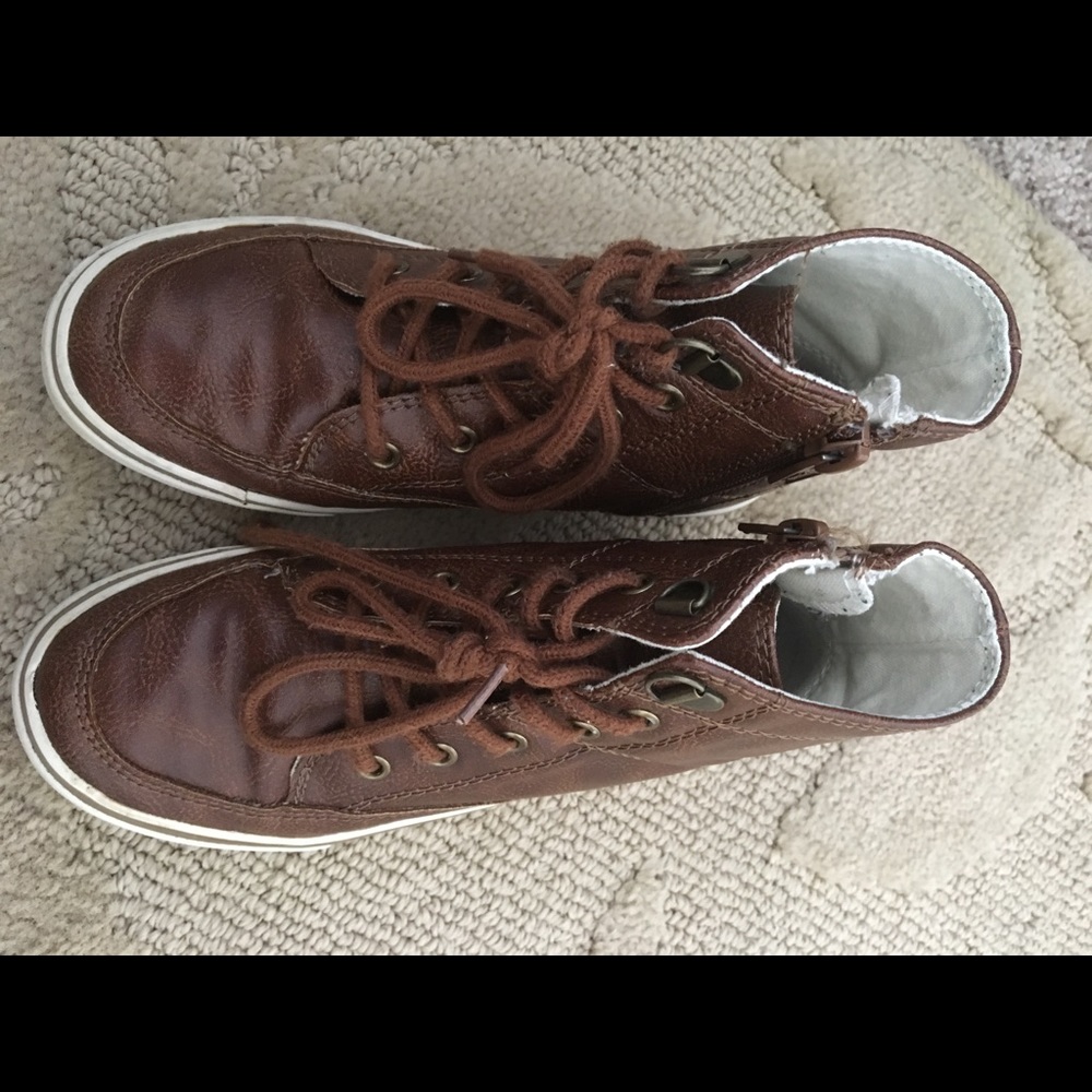Boys high tops